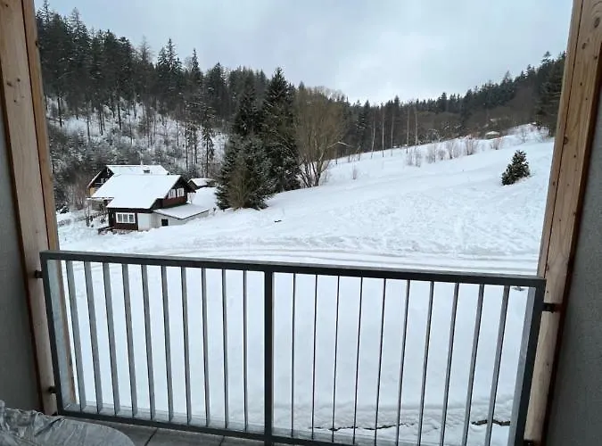 Jestřáb 14 *